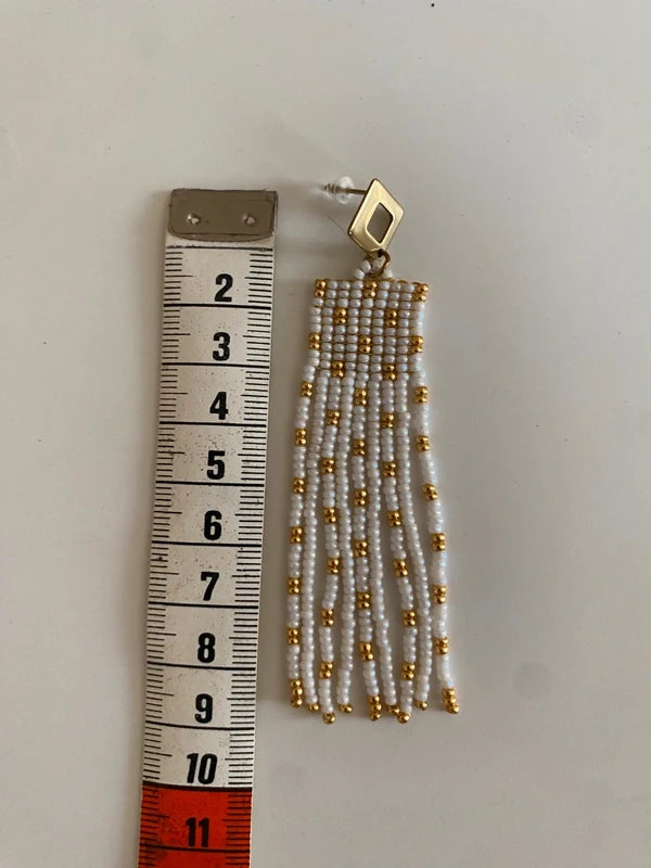 boucle d'oreille longue brickstitch rectangle frange blanc et or miyuki artisanal ava