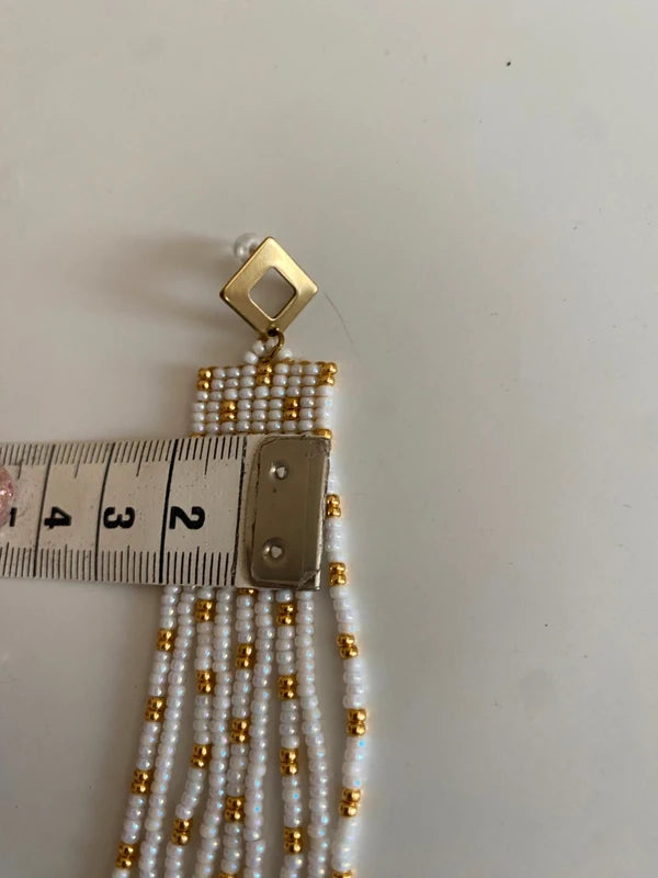 boucle d'oreille longue brickstitch rectangle frange blanc et or miyuki artisanal ava