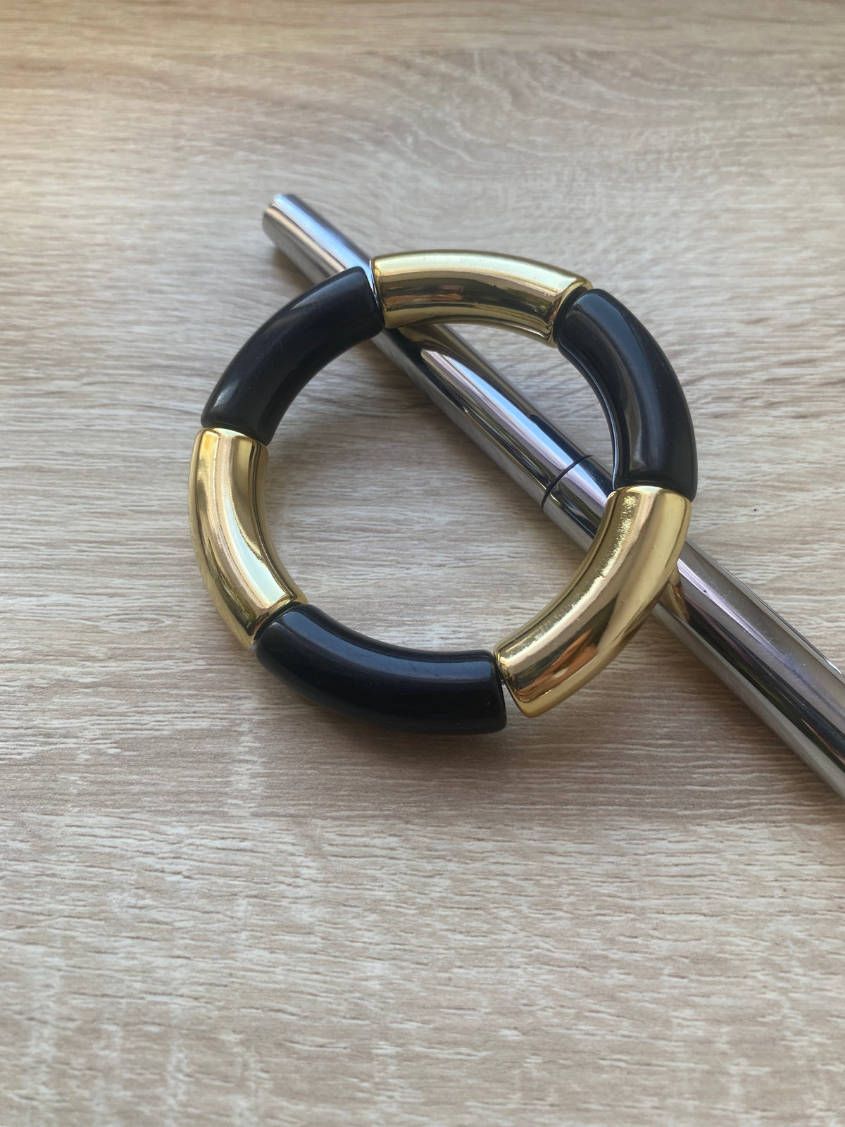 Bracelet élastique à grosse perle fait main