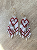 Boucles d’oreilles Miyuki à franges blanches et rouges