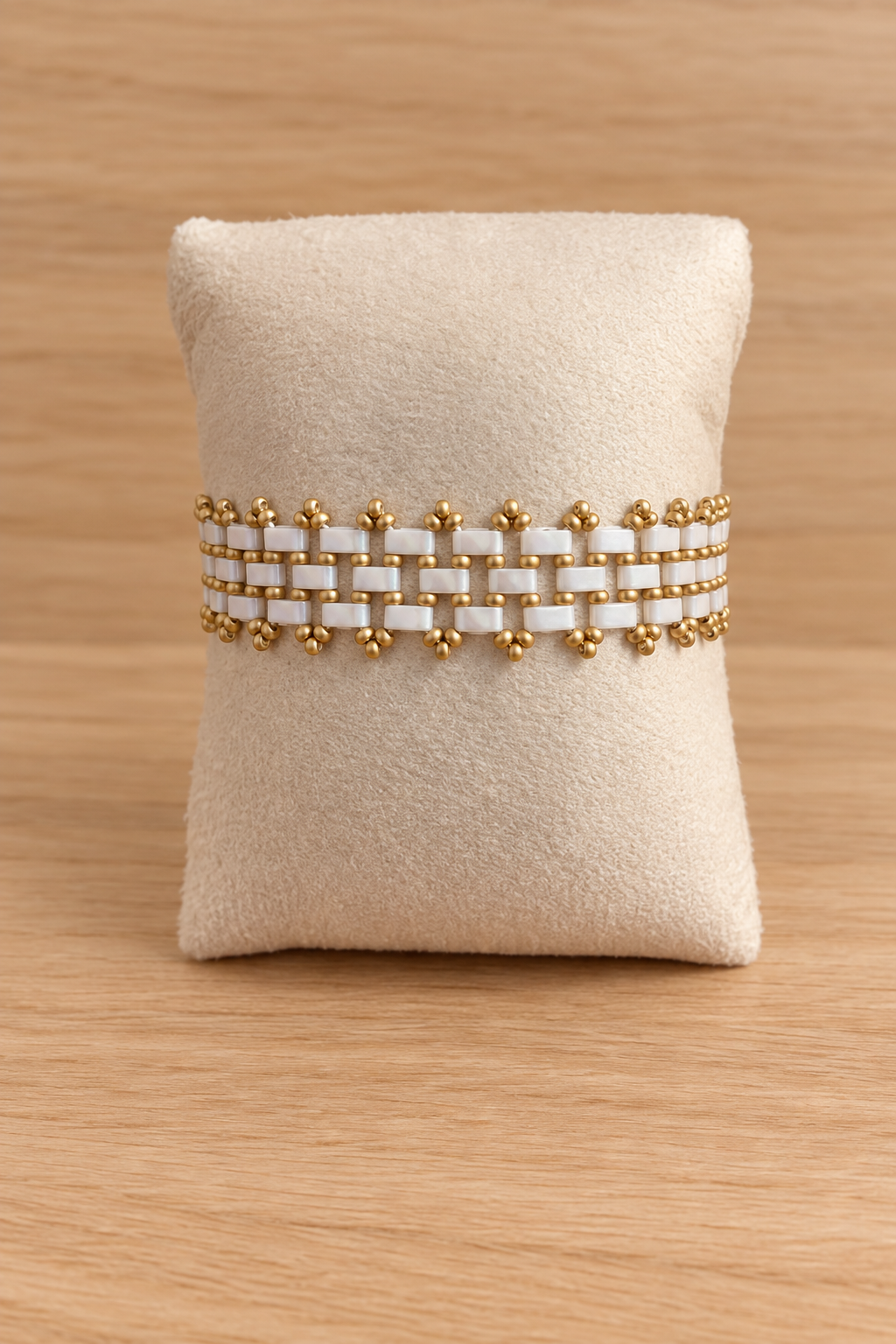 Bracelet Miyuki et Half Tila blanc nacré et doré mat