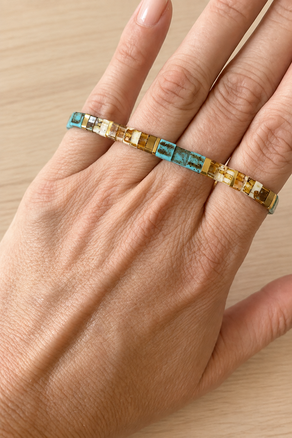 Bracelet fin élastique Half Tila turquoise marbré, ambre et doré