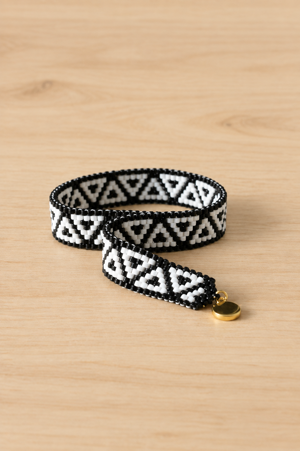 Bracelet Miyuki duo noir et blanc à triangles