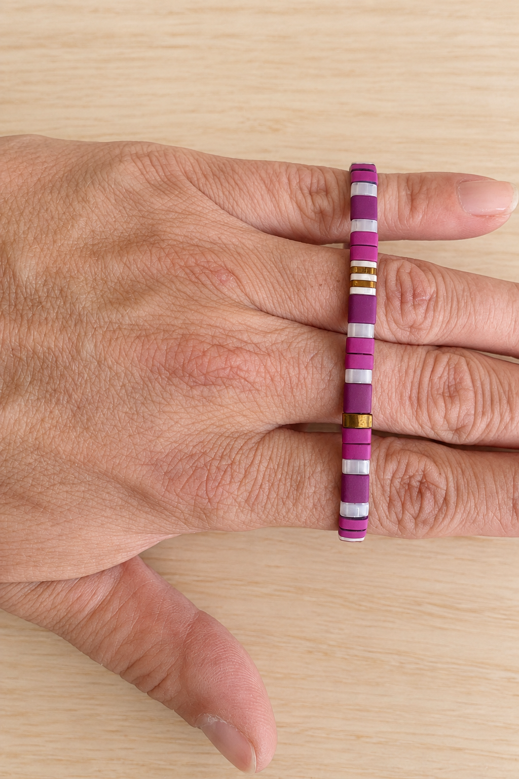 Bracelet fin élastique Half Tila violet clair, transparent et doré